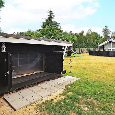 Modern In With Sauna *